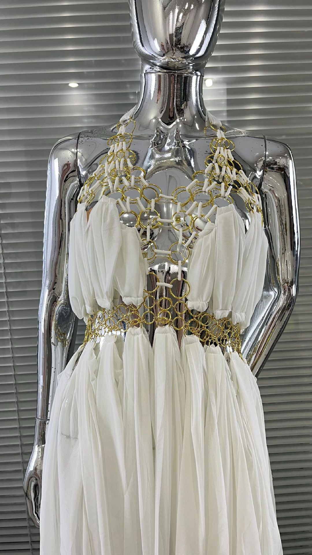 MB2102 Sexy Low‑Cut Metal Ring Cutout Halter Maxi Dress, Vacation Gown