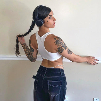 MB1008 Woman Graphic Crop Top