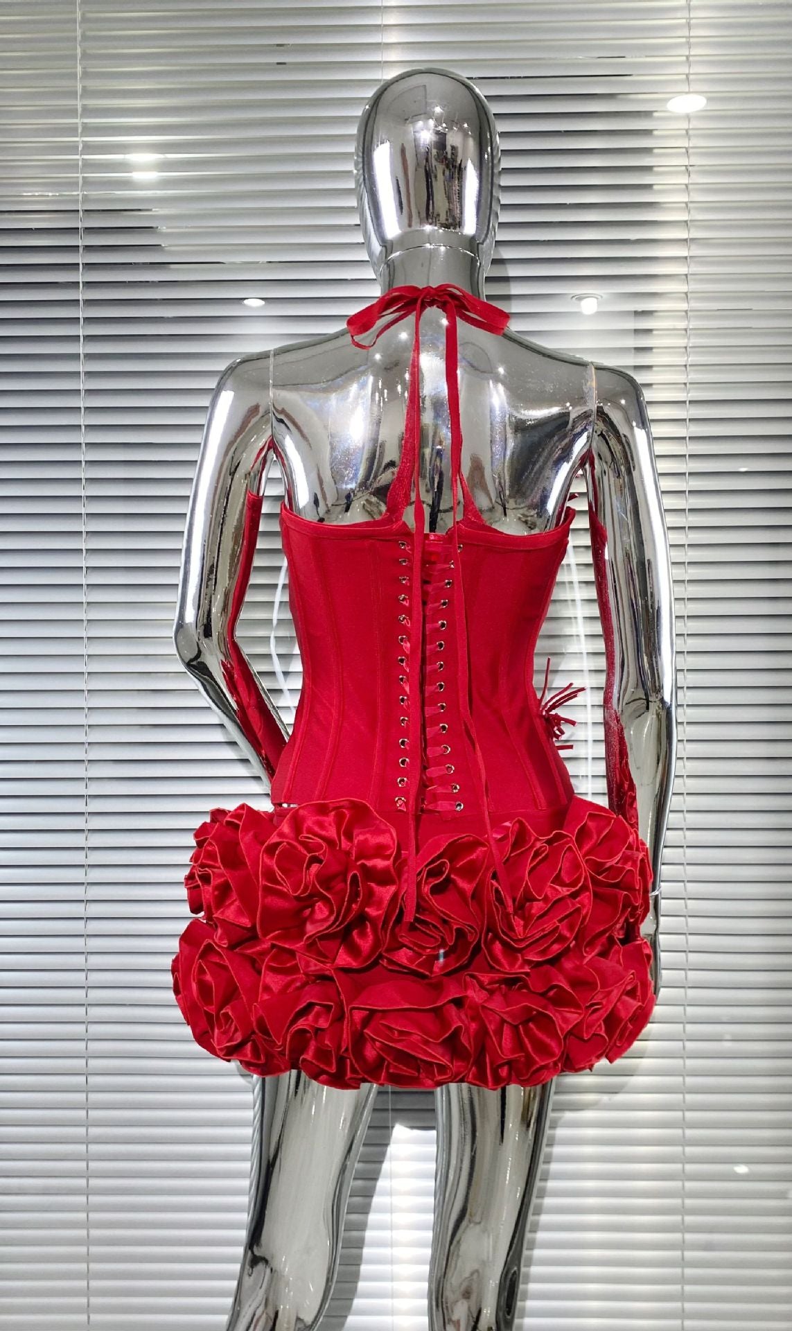 MB2110 3D Floral Ruffle Two‑Piece Bandage Set, Halter Top Mini Skirt utfit