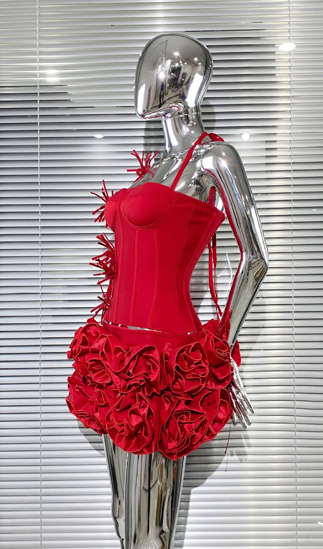 MB2110 3D Floral Ruffle Two‑Piece Bandage Set, Halter Top Mini Skirt utfit