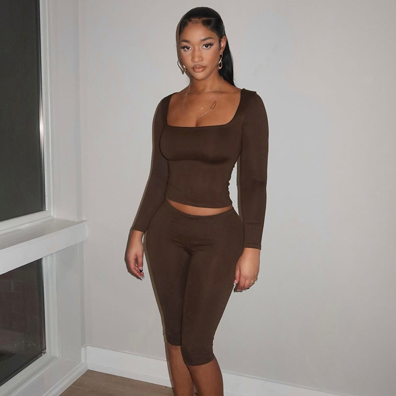 MB1443 Women's Sporty 2-Piece Set: Crop Top & Capri Leggings