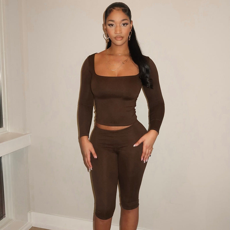 MB1443 Women's Sporty 2-Piece Set: Crop Top & Capri Leggings