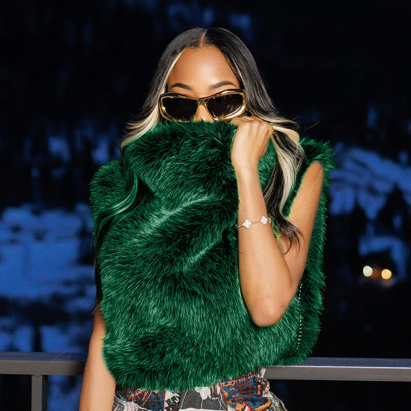 MB10136 Women’s Faux Fur Sleeveless Crop Vest