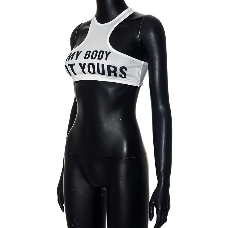 MB1008 Woman Graphic Crop Top